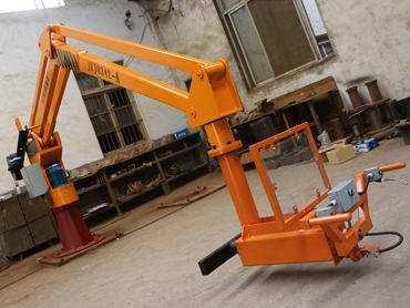 Tá tús á chur amárach le hobair