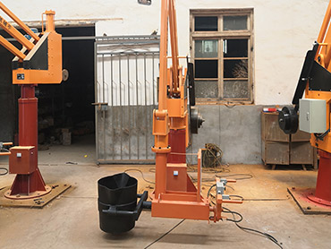 Tá tús á chur amárach le hobair athchóirithe atá beartaithe ar 22 scoil a thóg Western Building Systems