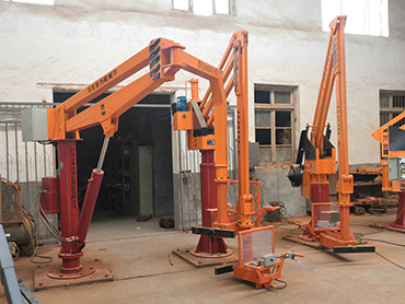 Tá tús á chur amárach le hobair athchóirithe atá beartaithe ar 22 scoil a thóg Western Building Systems