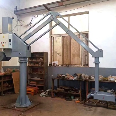 Tá tús á chur amárach le hobair athchóirithe atá beartaithe ar 22 scoil a thóg Western Building Systems